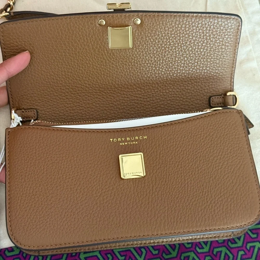 💕Tory Burch Women's Britten Chain Wallet W. Wristlet in moose